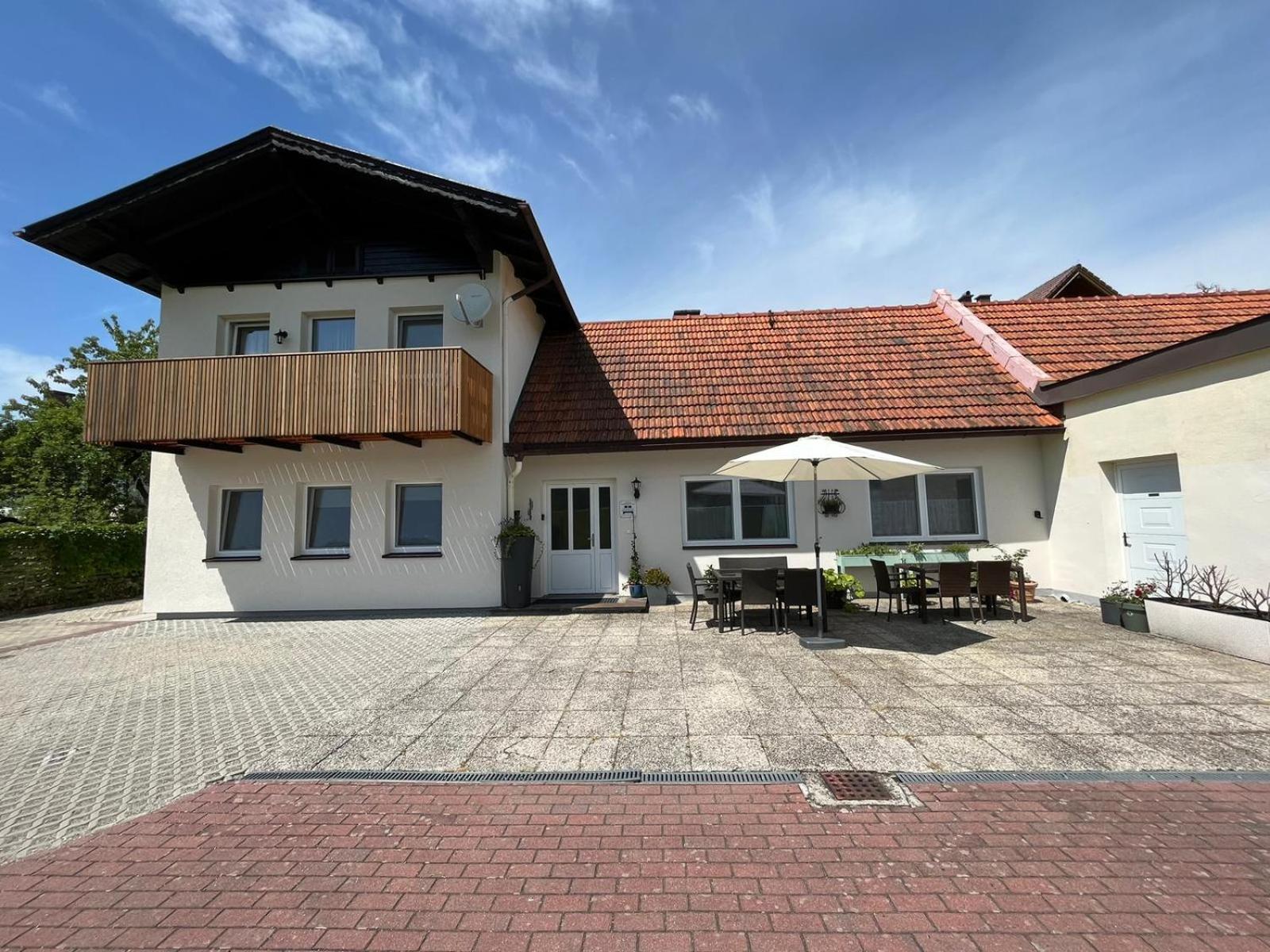 Danner Familien-Ferienwohnungen Schoerfling Am Attersee Eksteriør billede